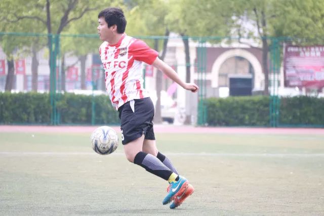 哈登23+16约基奇空砍41分 掘金不敌快船两连败