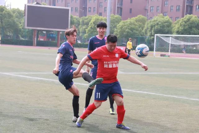 廖三宁17+6杨瀚森5中0 中国男篮不敌马刺